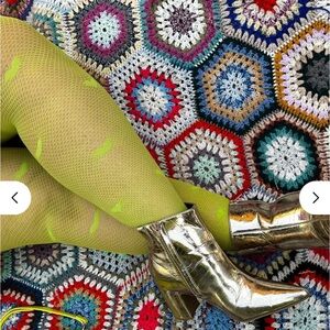 Snag Tights, Fishing For Love in Apple, A/B